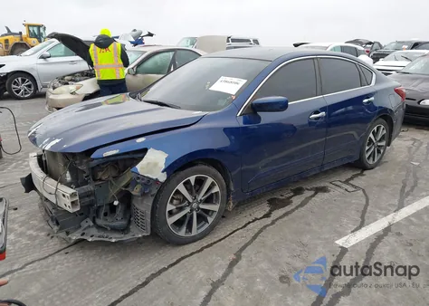 2017 Nissan Altima 2.5 Sr z USA, uszkodzony, nr VIN 1N4AL3AP7HC113937